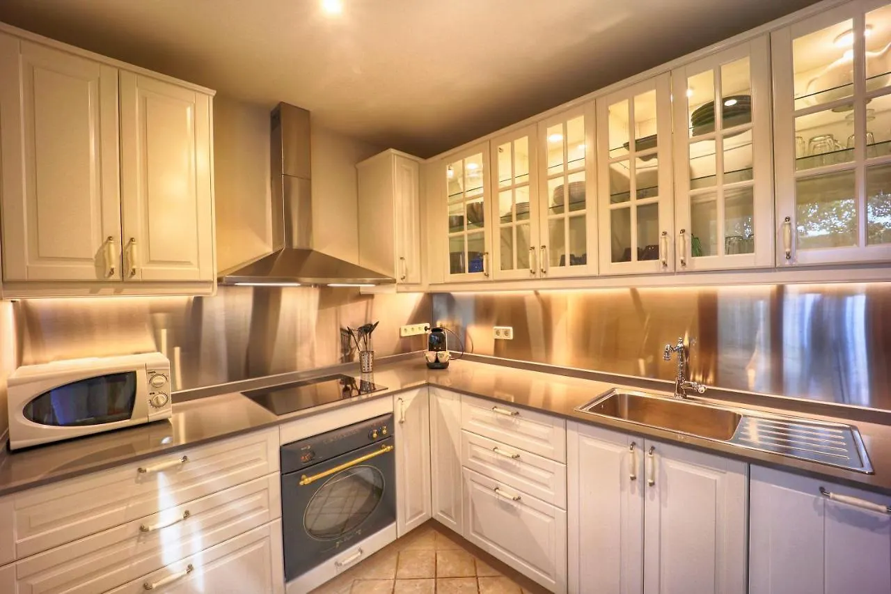 Дом отдыха Chalet Tres Mares, Cala Millor Сон-Сервера Испания